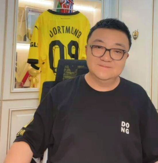 董路直播间透露老二进不了国少是因为他