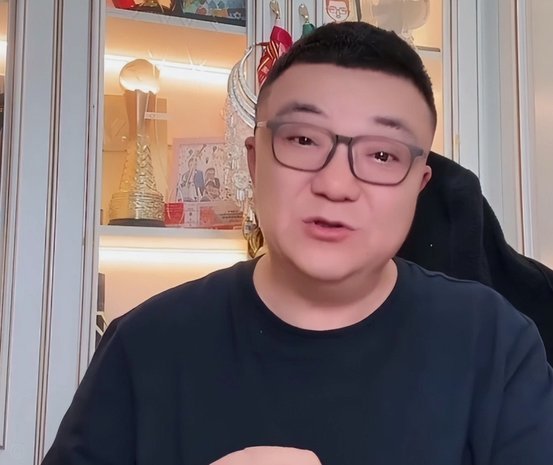董路“P图大战”：真相何在？