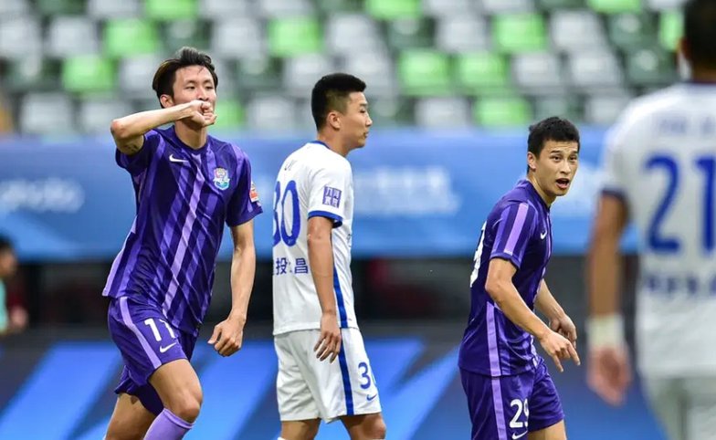 中超五月最佳阵容：克雷桑、卡迪斯、张稀哲在列