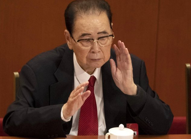 李钧鹏问赵松源：干没干？