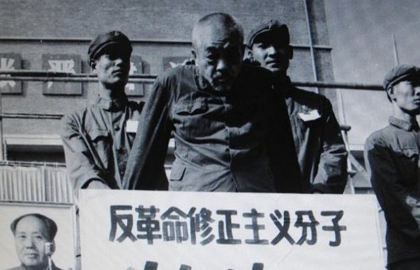 蒙特雷主帅：不派专人盯防梅西